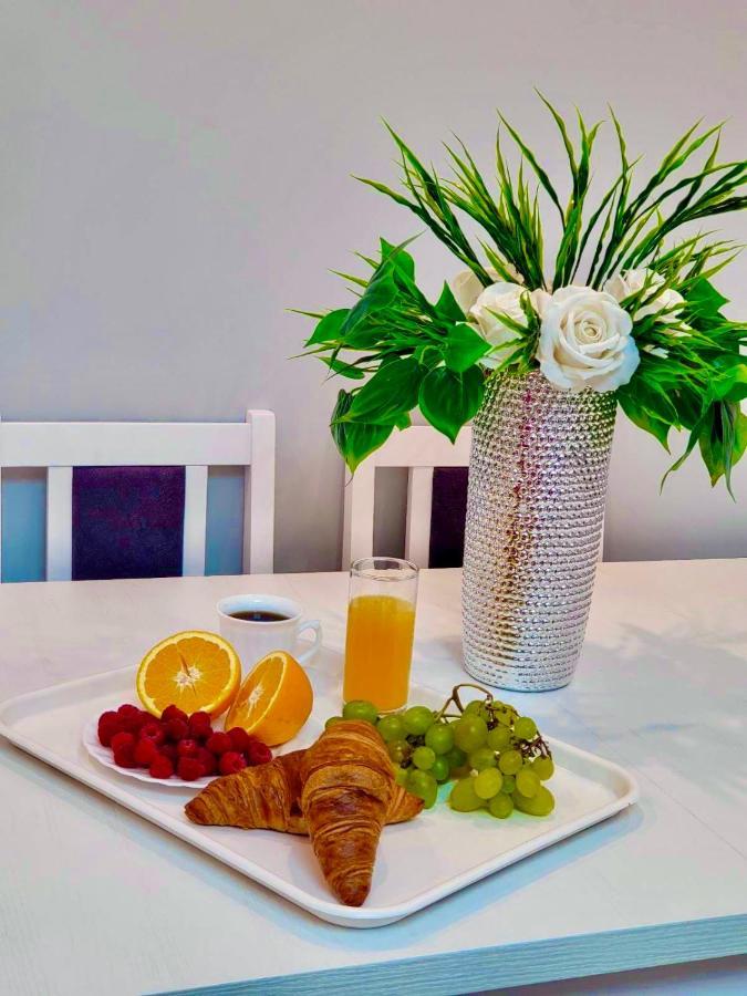 Studio Delux Giurgiu ภายนอก รูปภาพ