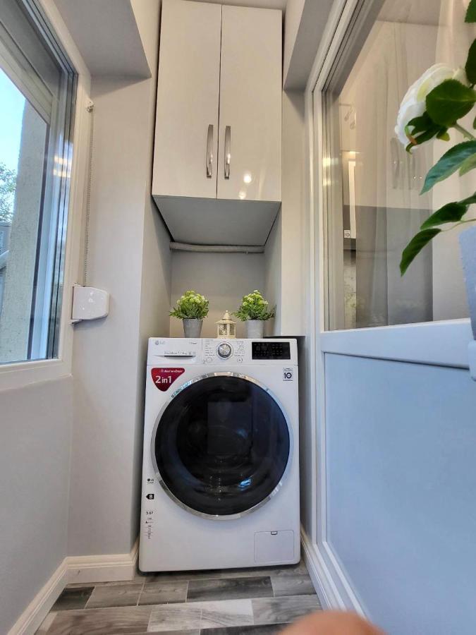 Studio Delux Giurgiu ภายนอก รูปภาพ